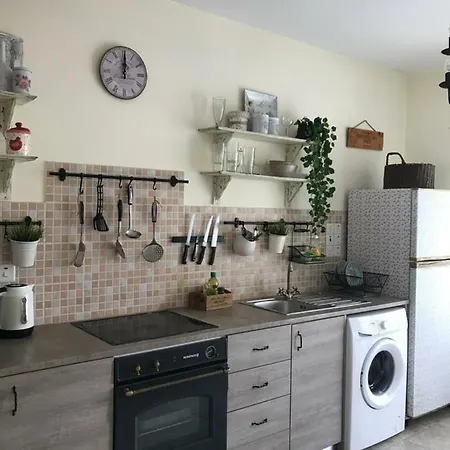 Dasoudi Apartment